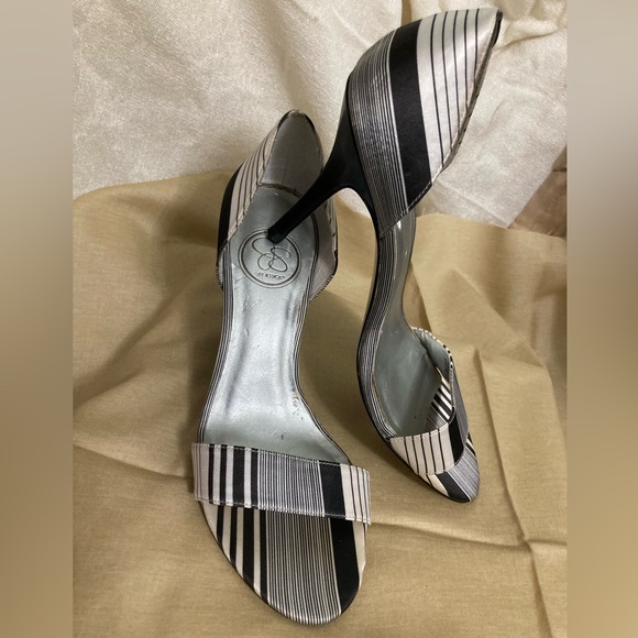 Women's JESSICA SIMPSON Heeled Sandals Size 6.5 EUC - Picture 4 of 7